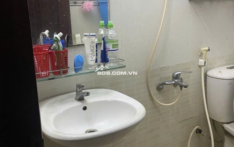 bán nhà phố quận Tân Bình - phuong 14 - đường Đồng Đen